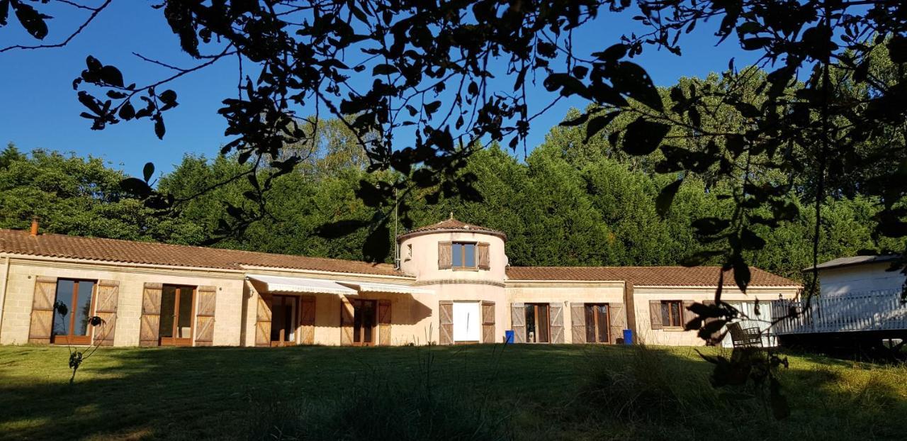 La Guest House Bylavilla25 Calme Et Detente Noaillan Dış mekan fotoğraf